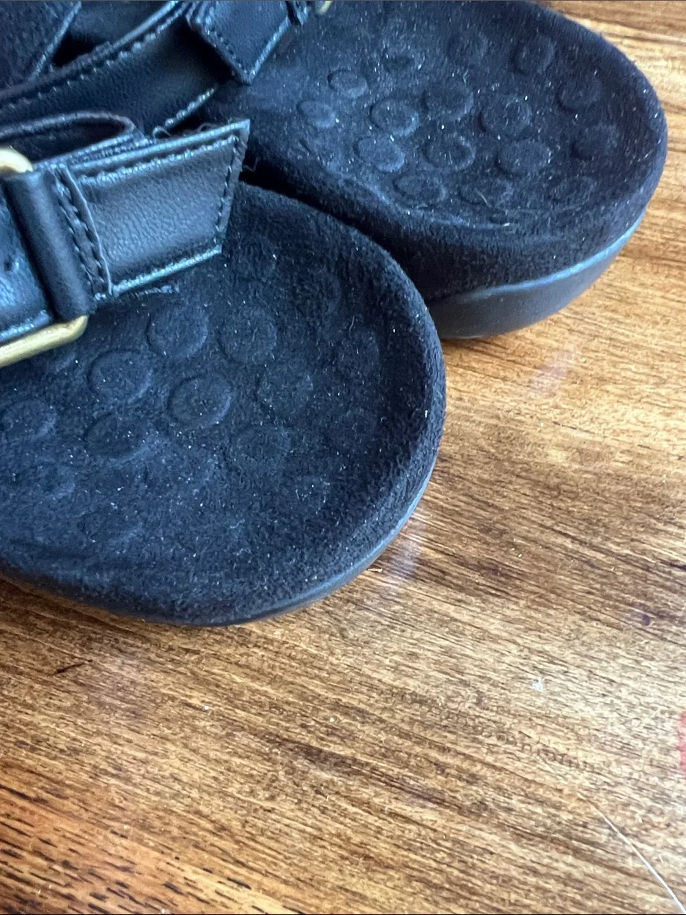 Vionic Sz 10 Adjustable T Strap Sandals Danita Black Confort